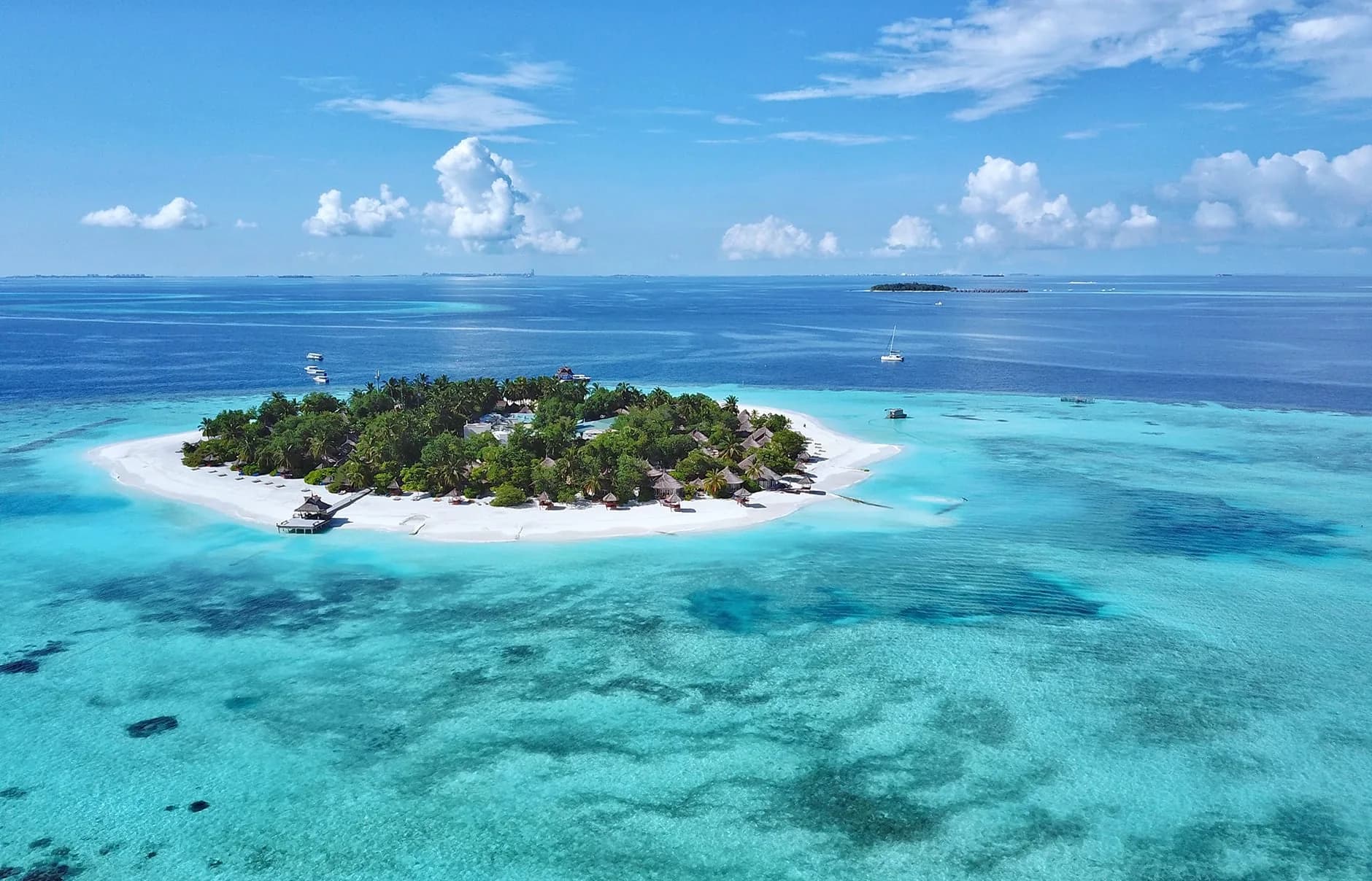 Banyan Tree Vabbinfaru, hero, North Malé Atoll, Maldives, afternoon light over the lagoon