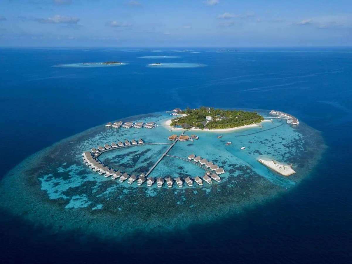Centara Grand Island Resort & Spa Maldives, hero, Alif Dhaal (South Ari) Atoll, Maldives, afternoon light over the lagoon