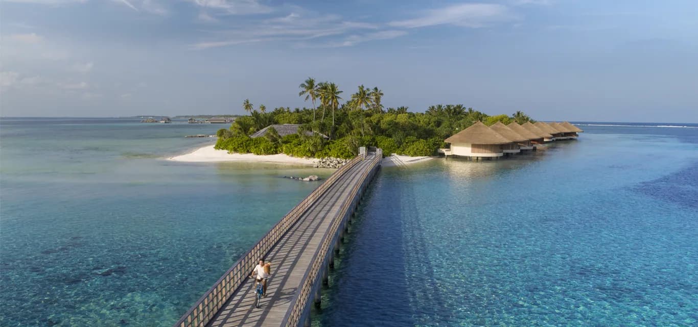 The Residence Maldives at Dhigurah, hero, Gaafu Alifu Atoll, Maldives, afternoon light over the lagoon