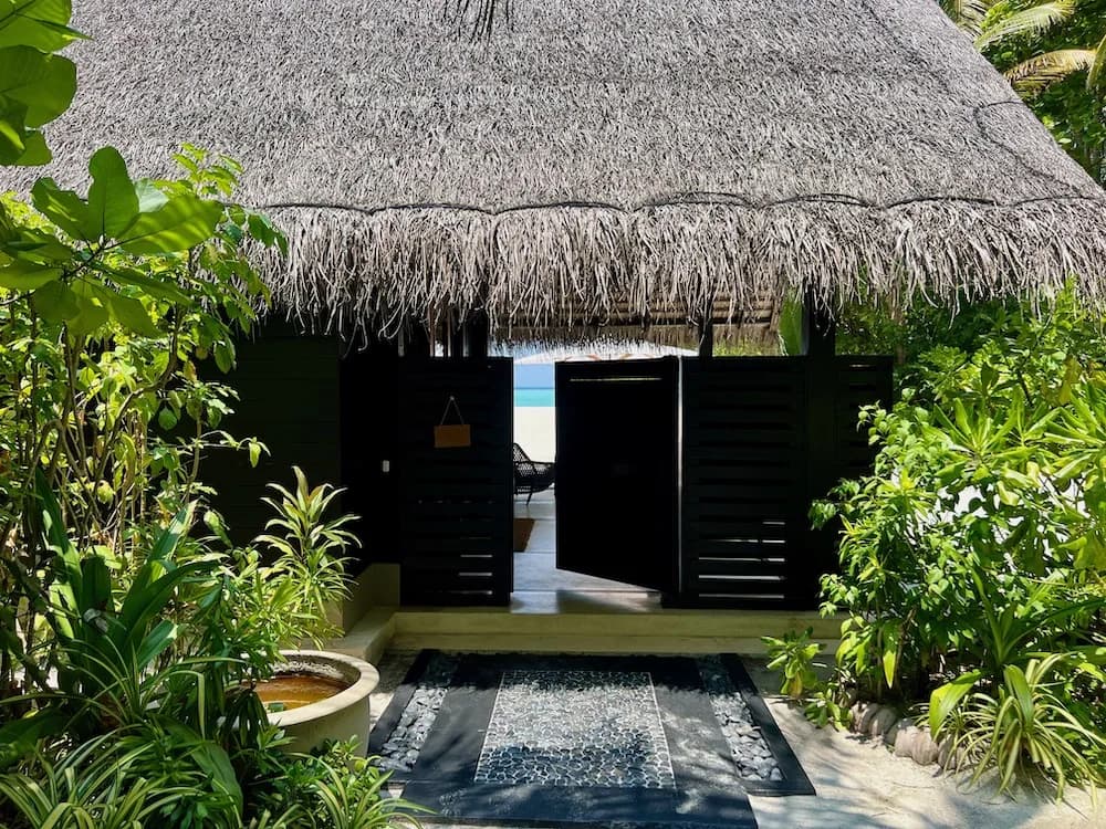 One&Only Reethi Rah, setting, One&Only Reethi Rah, villa stock and the over-water question