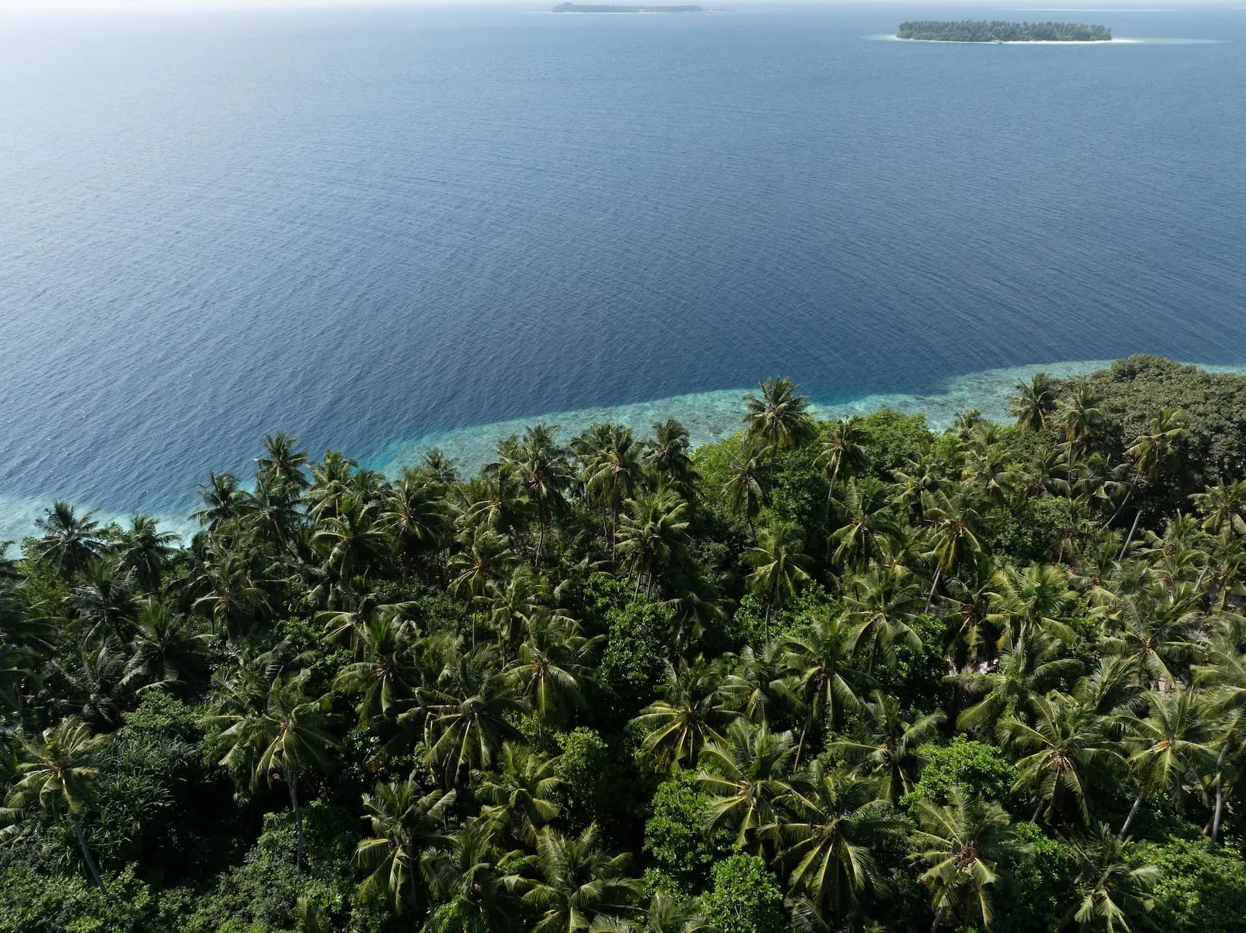 Vilu Reef Beach & Spa Resort, hero, Dhaalu Atoll, Maldives, afternoon light over the lagoon