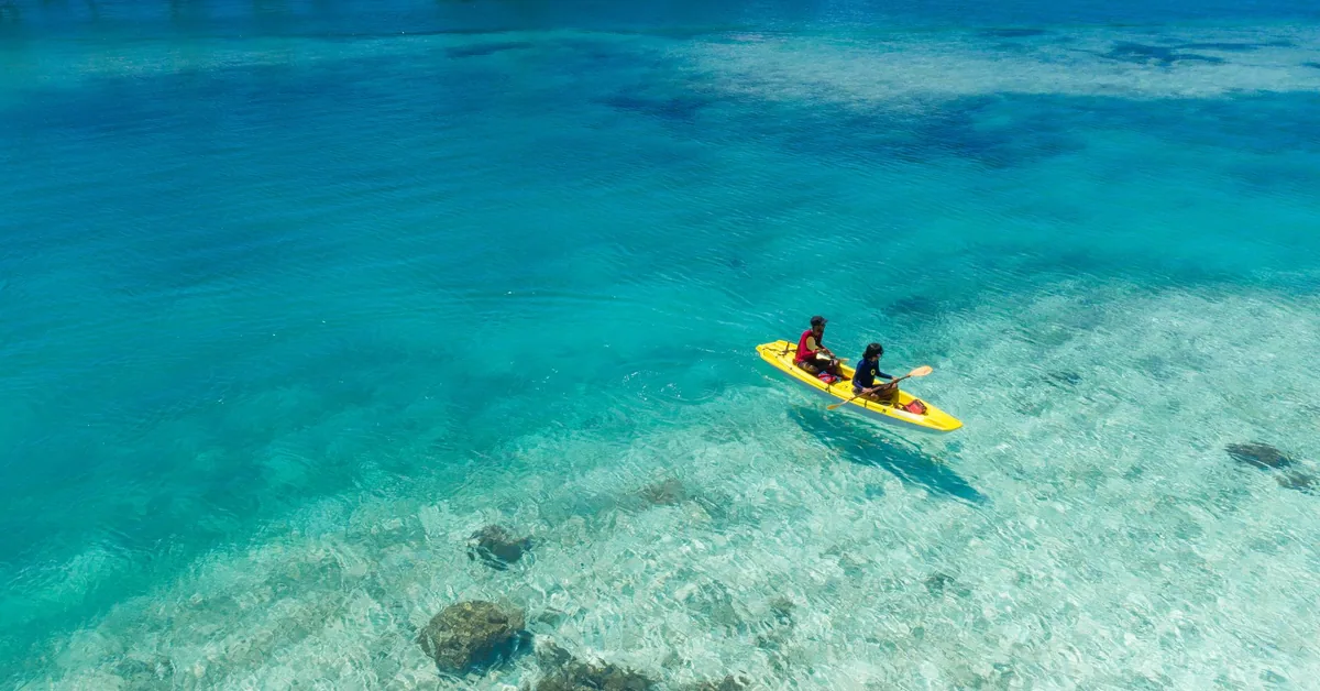 Adaaran Select Hudhuranfushi, activity, North Malé Atoll, Maldives, Lohi's left-hand reef break off the resort's eastern point at the surf-house programme dawn dispatch.