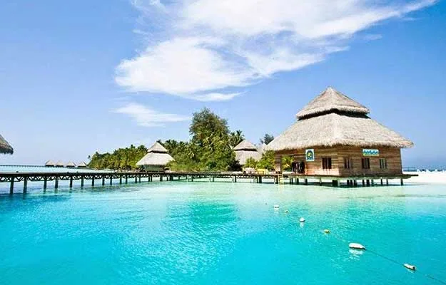 Biyadhoo Island Resort, dining, South Malé Atoll, Maldives, Principal all-day pavilion with the Maldivian kitchen rotation.