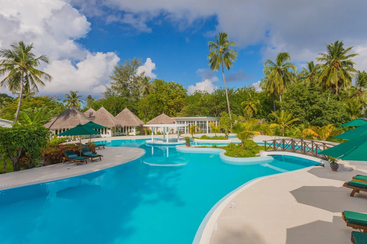 Equator Village, hero, Seenu (Addu) Atoll, Maldives, afternoon light over the lagoon
