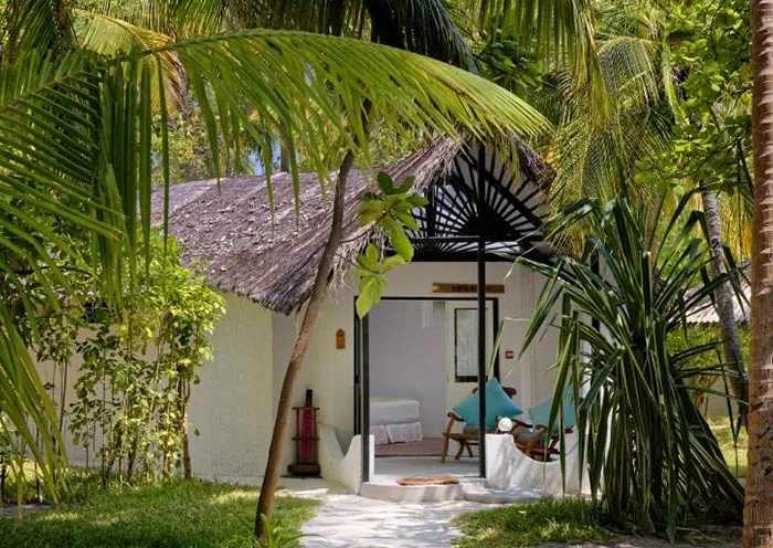 Rihiveli Maldives Resort, villa beach, South Malé Atoll, Maldives, Beachfront Suite at the perimeter configuration.