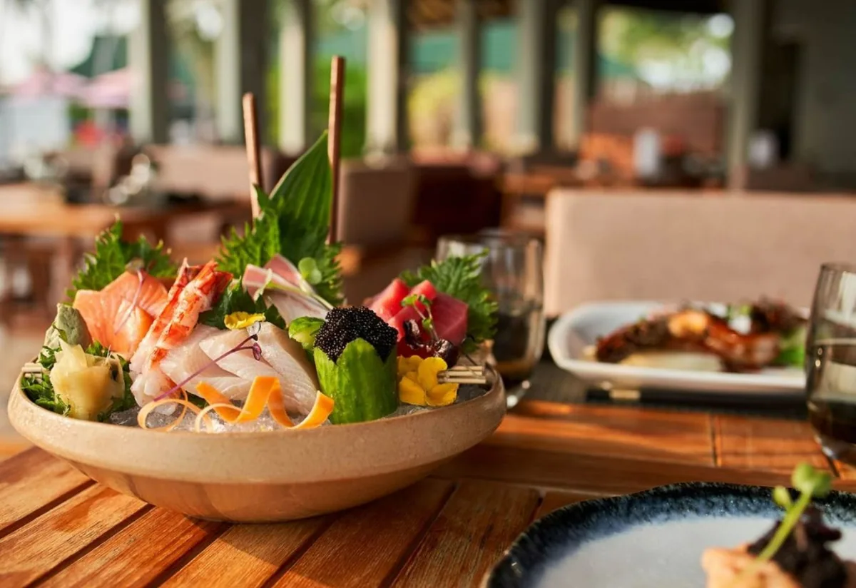 Siyam World Maldives, Arigato Japanese sashimi platter with salmon, tuna, hamachi and prawn, tobiko caviar and microgreens, Noonu Atoll, Maldives