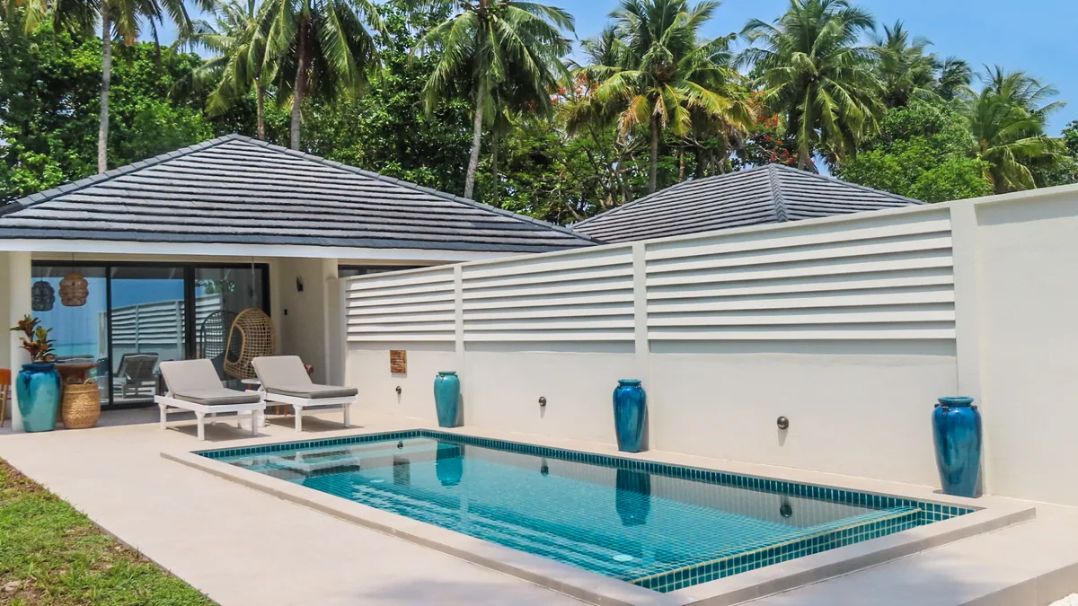 Sun Island Resort & Spa, villa overwater, Alif Dhaal (South Ari) Atoll, Maldives, Sunrise Water Villa, the lagoon-side mid-range configuration.